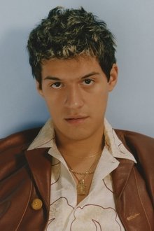 Photo of Omar Apollo