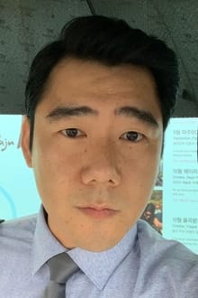 Foto de perfil de Kim Dong-Yong