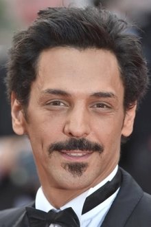 Photo of Tomer Sisley