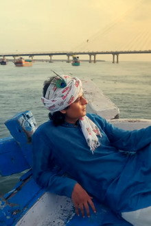 લાલો : કૃષ્ણ સદા સહાયતે