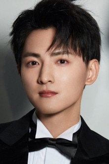 李昶