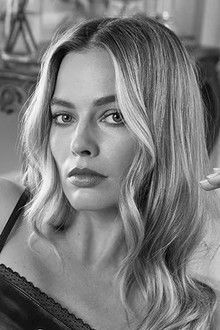 Photo of Margot Robbie