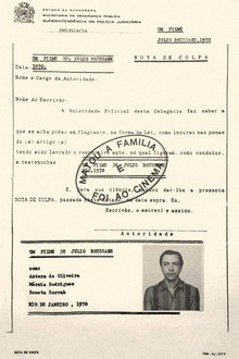 Uccise la famiglia e andò al cinema