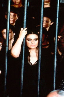 Un-complicato-intrigo-di-donne,-vicoli-e-delitti