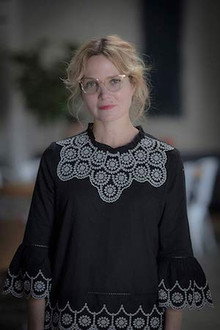 Photo of Amy Scott