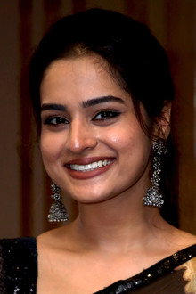 Photo of Ayesha Khan