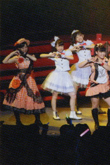 モーニング娘。 誕生15周年記念コンサートツアー 2012秋 ～カラフルキャラクター～