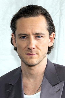 Photo of Lewis Pullman
