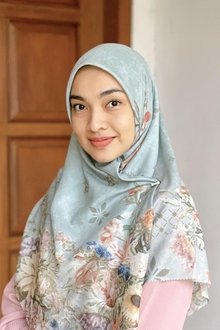 Photo of Tika Bravani