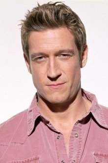 Photo of Robert Gant