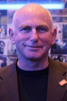 Photo of Gary Lewis