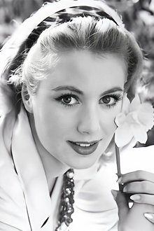 Photo of Shirley Jones