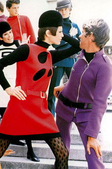 O-Império-de-Pierre-Cardin