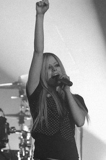Avril Lavigne: MTV Live in Paris 2007