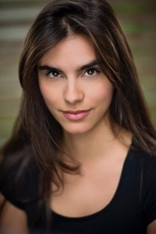 Photo of Lara Heller