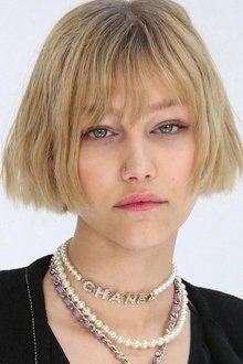 Photo of Grace VanderWaal