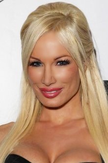 Photo of Lana Kinnear