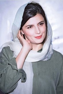 Photo of Leila Hatami