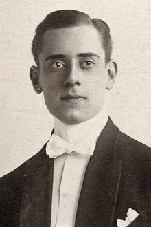 Photo of Sam Hardy