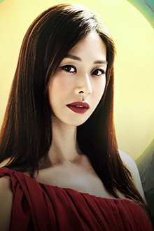 태양을 삼킨 여자
