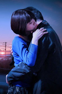 夜明けまで離さない