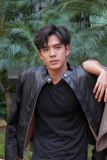 รักนี้ต้องเจียระไน