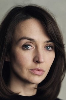 Photo of Lisa Hogg