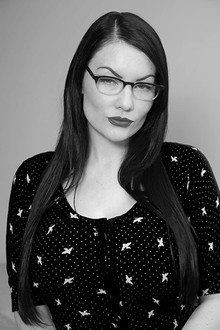 Dahlia Dark