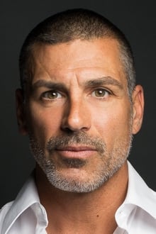 Photo of Eric Etebari