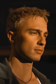Photo of Drew Starkey