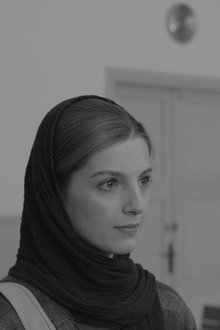 یک ظهر بارانی