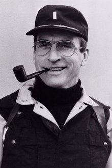 Photo of James Sikking