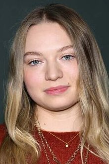 Photo of Mia Threapleton