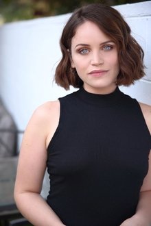 Photo of Lindsay Pearce