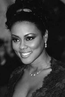 Photo of Lela Rochon