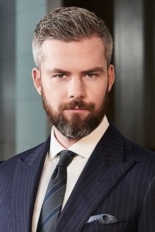 Photo of Ryan Serhant