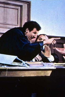 Riuscirà-l'avvocato-Franco-Benenato-a-sconfiggere-il-suo-acerrimo-nemico-il-pretore-Ciccio-De-Ingras?