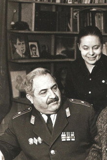 Шел солдат...