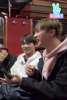 BTS: Bon Voyage