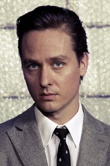 Tom Schilling profile picture