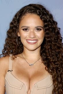 Photo of Madison Pettis
