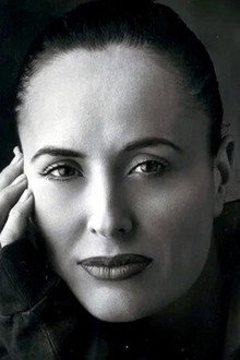 Photo of Erika Nann