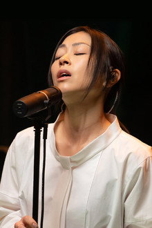 Hikaru Utada Live Sessions from Air Studios