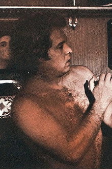 Paolo Barca, maestro elementare, praticamente nudista