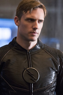 The Flash season 2 episode 18