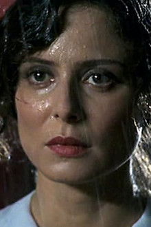 Sus-ojos-se-cerraron-y-el-mundo-sigue-andando