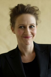 Photo of Vera Farmiga