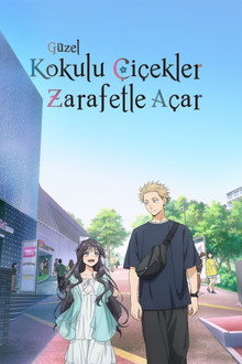 Güzel Kokulu Çiçekler Zarafetle Açar