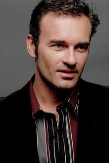 Photo of Julian McMahon