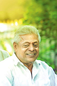 நரை எழுதும் சுயசரிதம்
